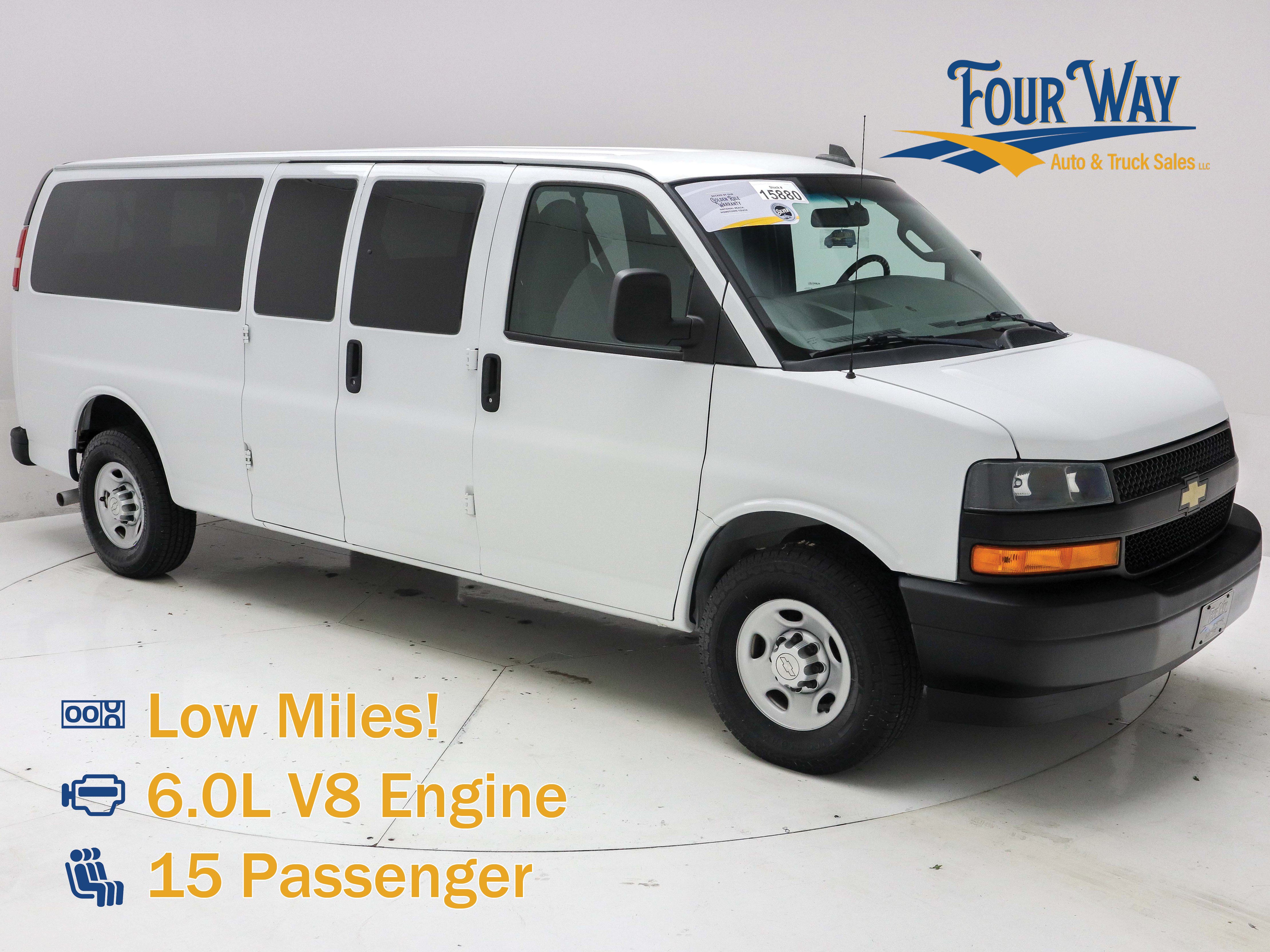 Used 2019 Chevrolet Express 3500 LS RWD image 1