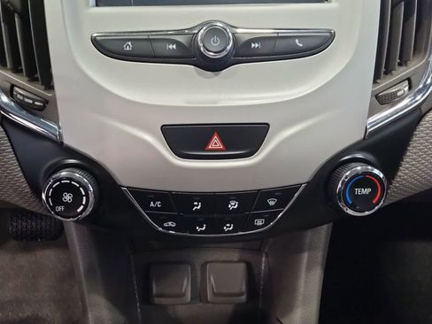Used 2016 Chevrolet Cruze LS FWD image 24