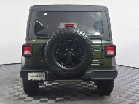 Used 2021 Jeep Wrangler Sport AWD/4WD image 5