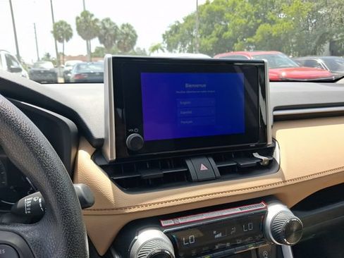 Used 2025 Toyota RAV4 XLE w/ Convenience Package FWD image 20