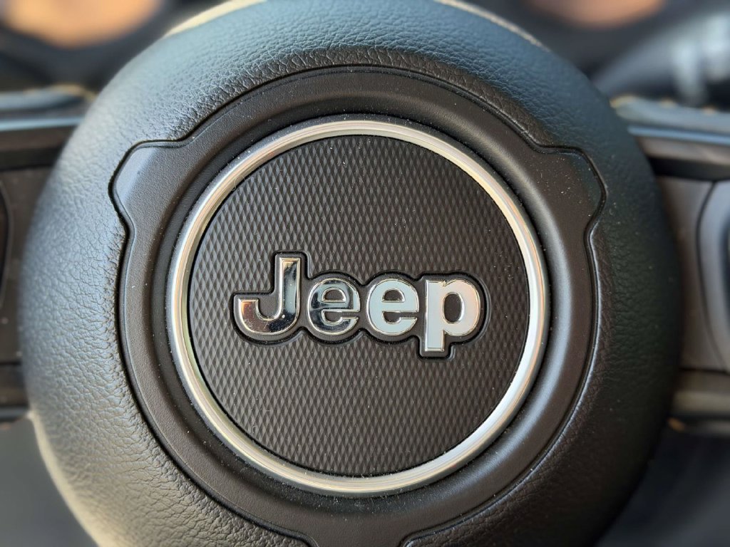 Used 2024 Jeep Wrangler Unlimited Sport AWD/4WD image 28