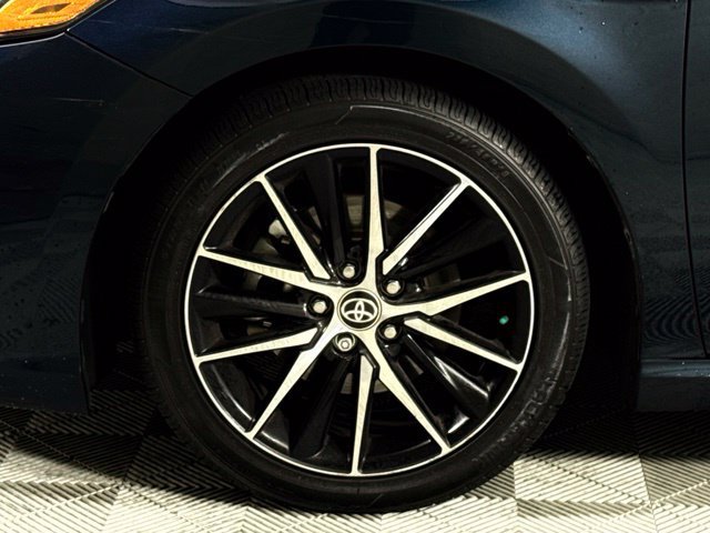 Used 2021 Toyota Camry SE FWD image 14
