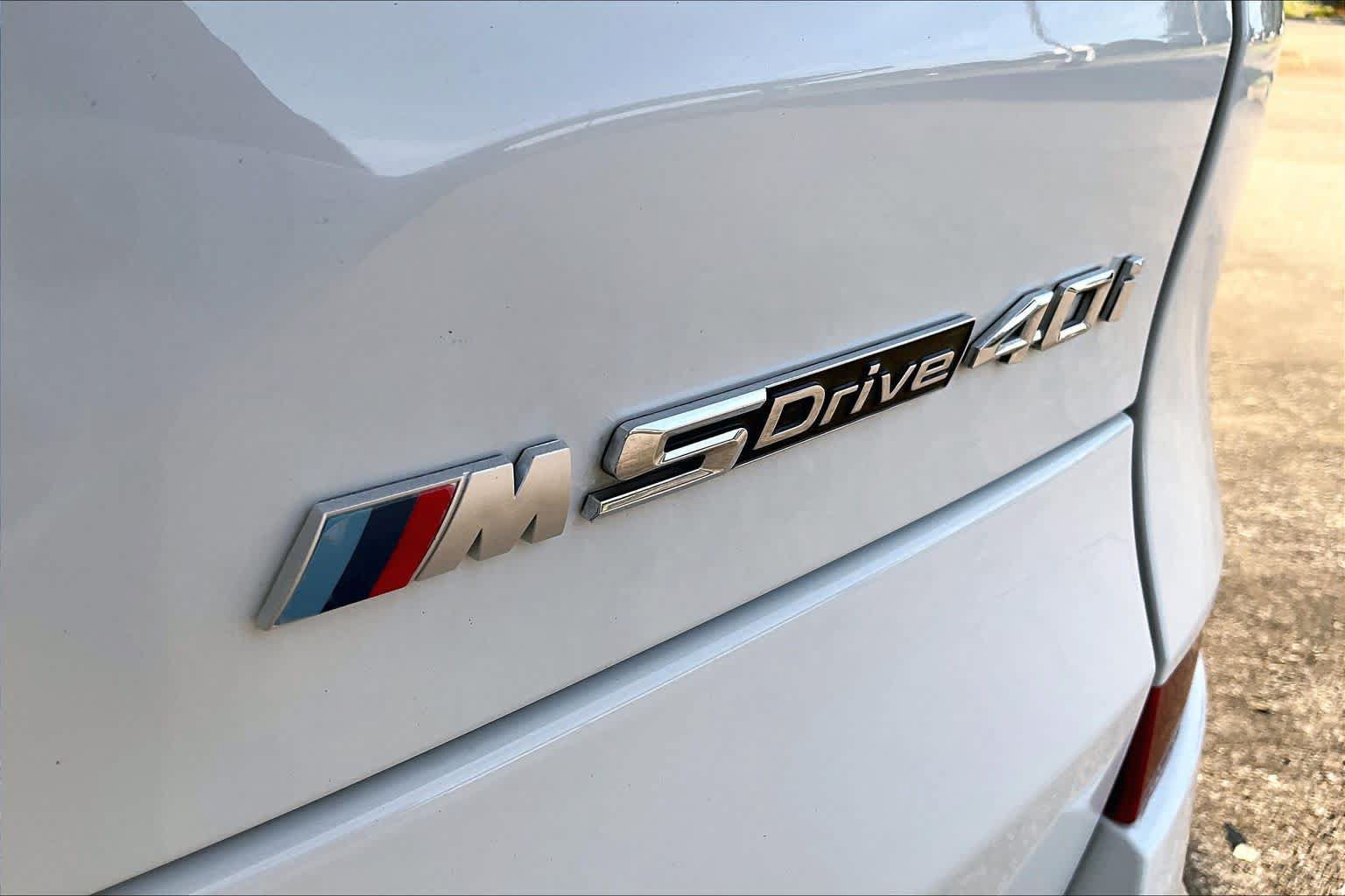 Used 2022 BMW X5 sDrive40i w/ M Sport Package RWD image 9