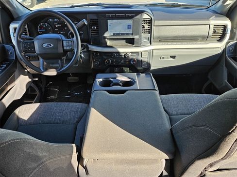 Used 2024 Ford F250 XLT image 35