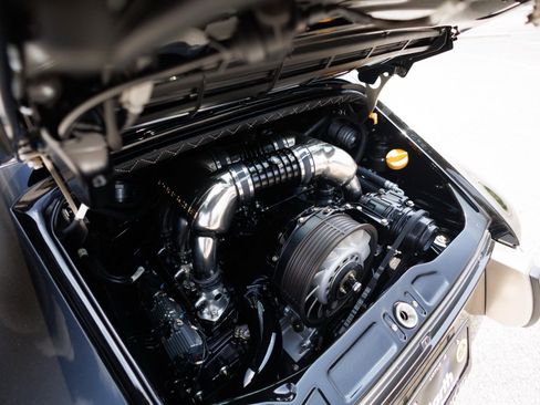Used 1992 Porsche 911 Targa RWD image 60
