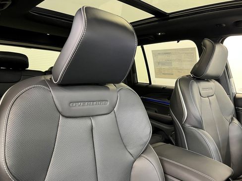 New 2025 Jeep Grand Cherokee Overland w/ Adv Protech Group III image 8