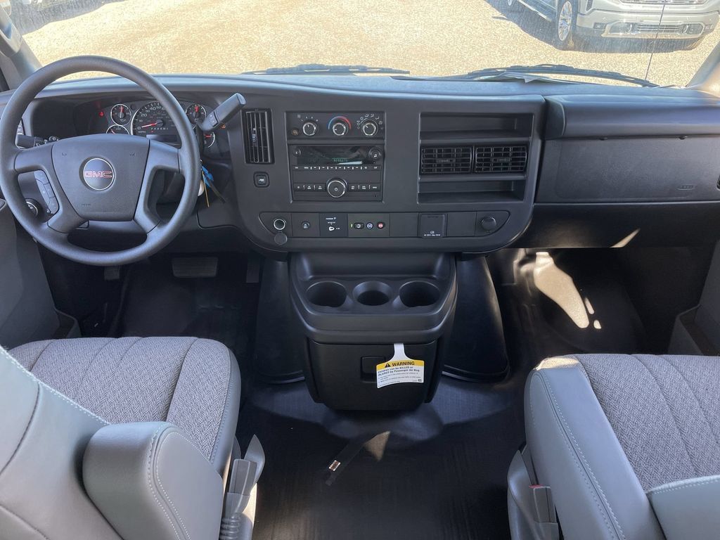 New 2025 GMC Savana 2500 Extended w/ Driver Convenience Package RWD image 19