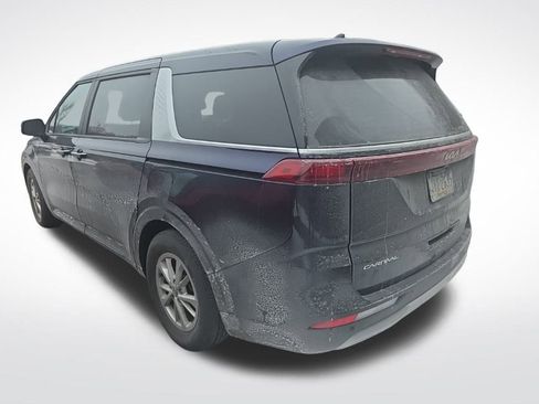 Used 2024 Kia Carnival LX image 5