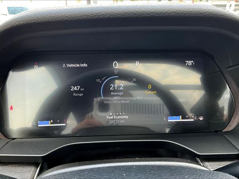 Used 2023 Jeep Grand Cherokee L Limited image 24