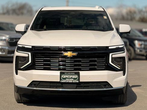 Used 2025 Chevrolet Tahoe High Country image 2