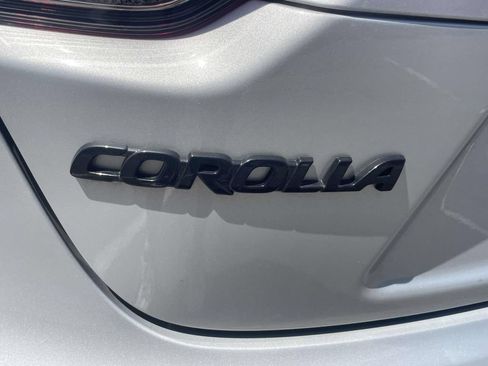 Used 2026 Toyota Corolla LE FWD image 5