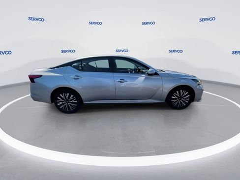 Used 2023 Nissan Altima 2.5 SV FWD image 8