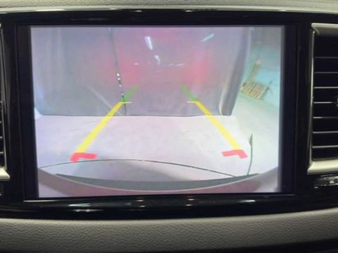 Used 2022 Chrysler Voyager LX FWD image 36