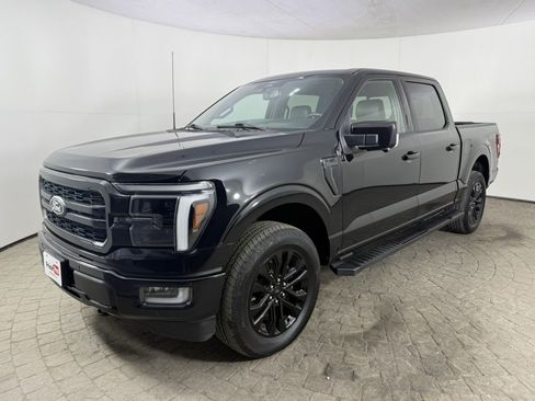 Used 2024 Ford F150 Lariat w/ Equipment Group 502A High image 3