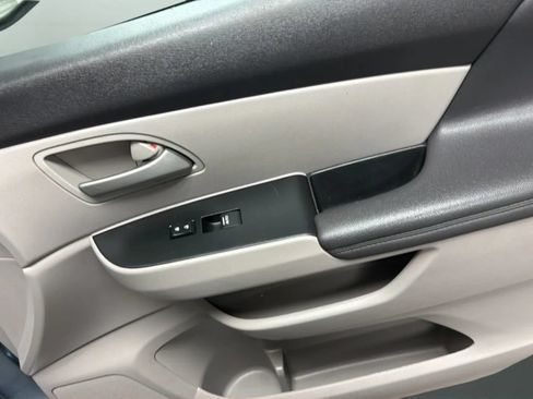 Used 2013 Honda Odyssey EX image 17
