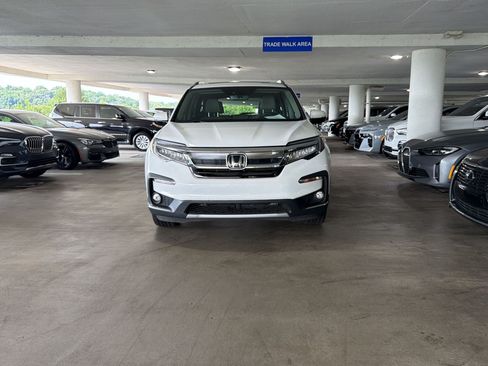 Used 2021 Honda Pilot Touring image 4