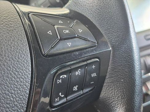 Used 2017 Ford Explorer XLT w/ Equipment Group 202A AWD/4WD image 14