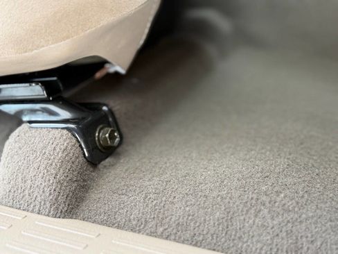 Used 2002 Toyota Tacoma 2WD Regular Cab image 64