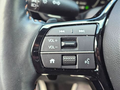 Used 2025 Honda CR-V Sport Touring image 19