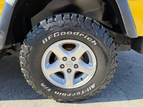 Used 2004 Jeep Wrangler X w/ Wheel Plus Group image 12