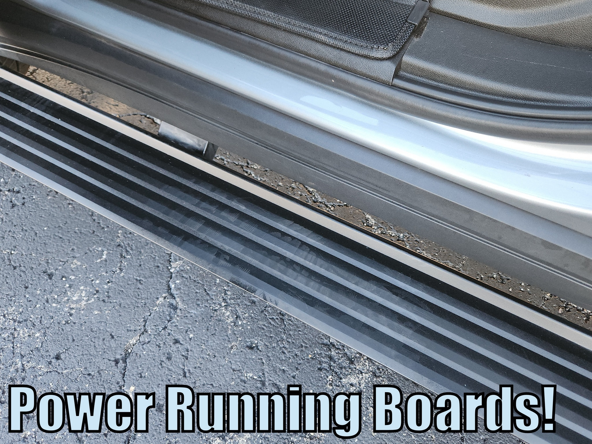 Used 2024 Chevrolet Suburban High Country AWD/4WD image 43