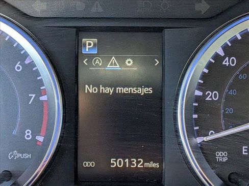 Used 2019 Toyota Highlander XLE FWD image 11