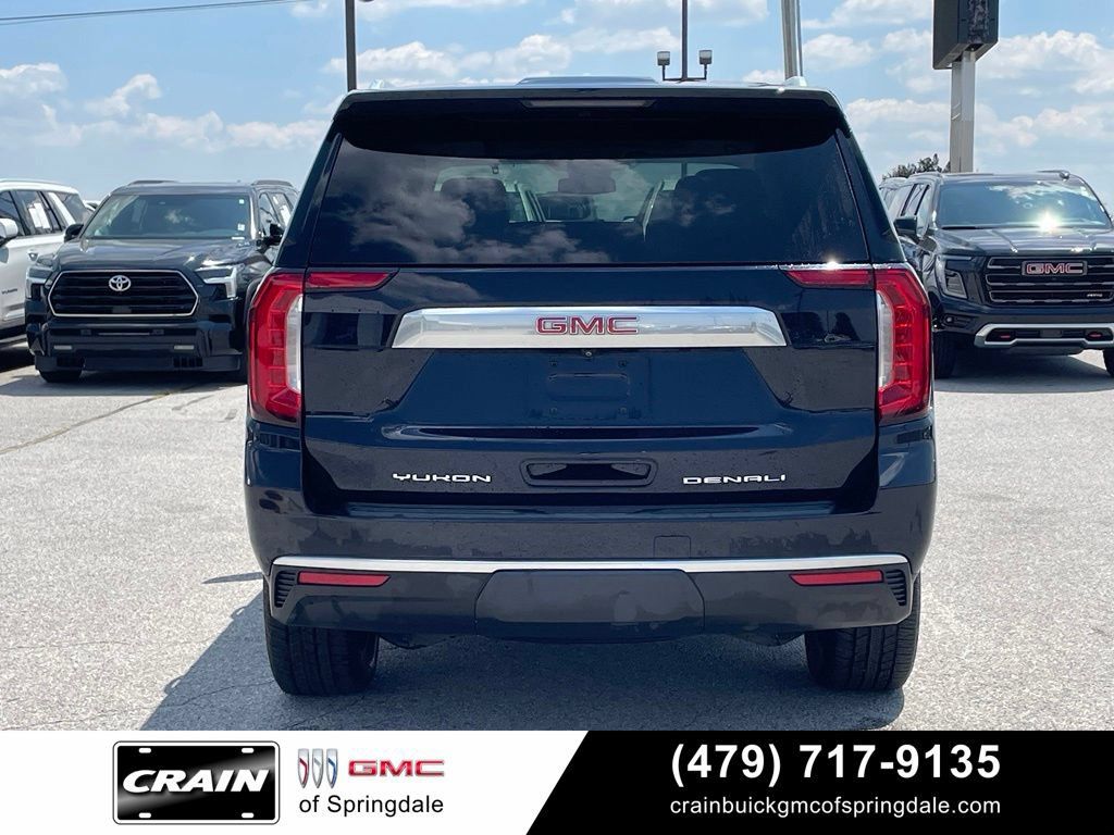 Used 2023 GMC Yukon Denali AWD/4WD image 6