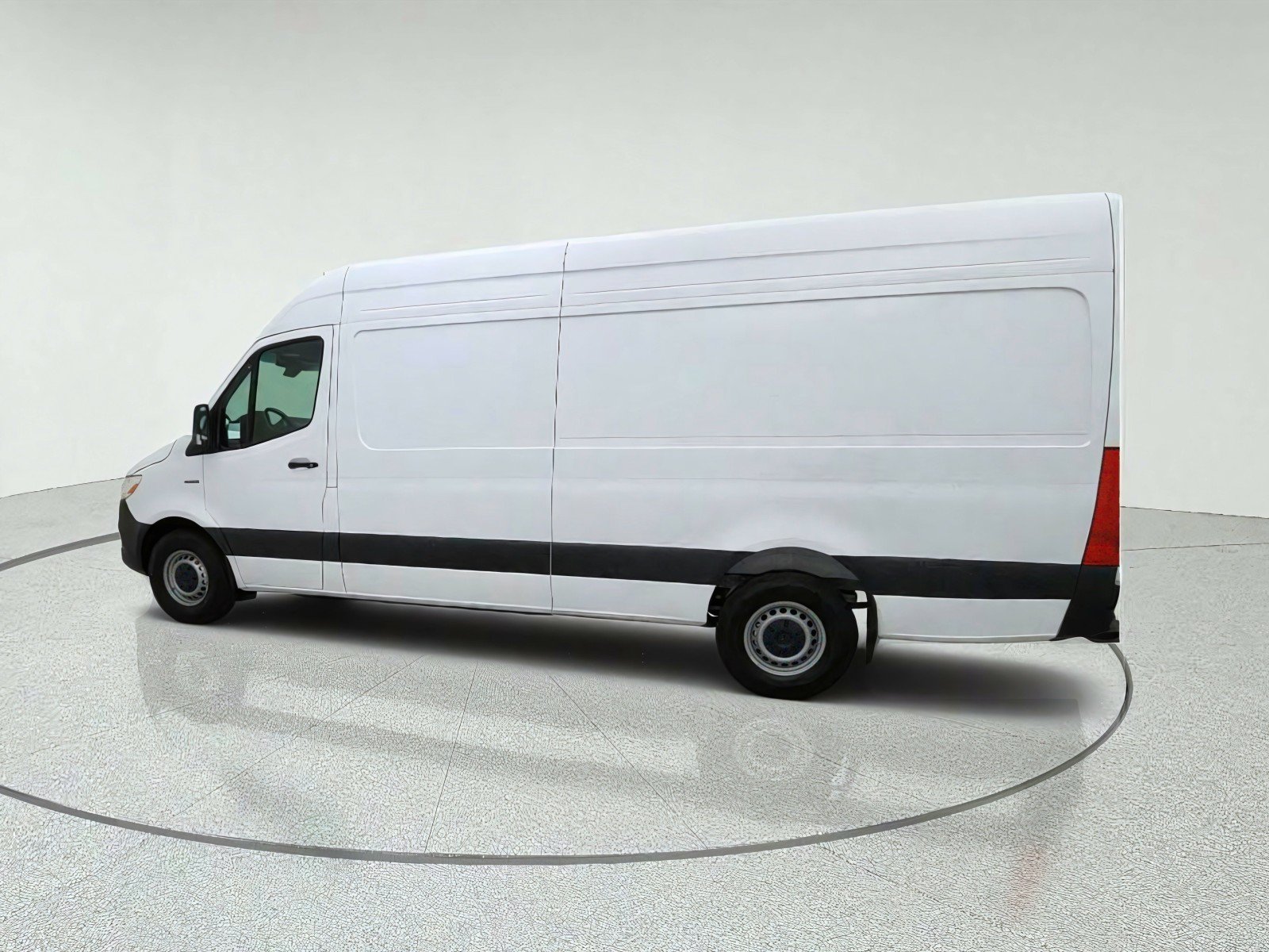 New 2025 Mercedes-Benz eSprinter 170 Cargo image 13