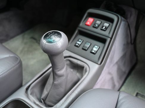 Used 1997 Porsche 911 Carrera 4 image 34