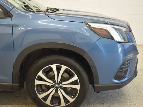 Used 2022 Subaru Forester Limited AWD/4WD image 13