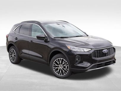 New 2026 Ford Escape SE w/ Class II Trailer Tow Package