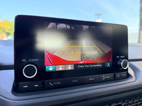 Used 2025 Honda Accord SE image 22