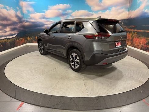 Used 2023 Nissan Rogue SV FWD image 6