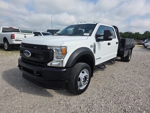 Used 2022 Ford F550 4x4 Crew Cab Super Duty w/ Power Equipment Group image 3