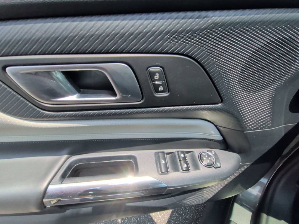 Used 2024 Ford Mustang Premium RWD image 12