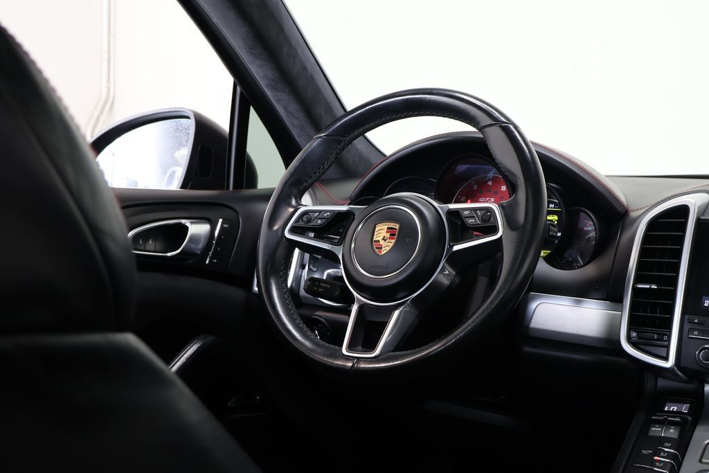 Used 2017 Porsche Cayenne GTS AWD/4WD image 28