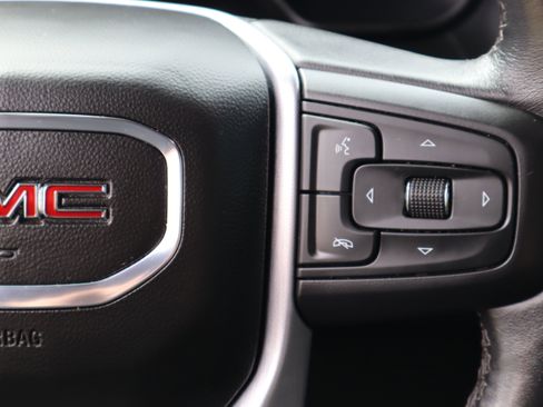 Used 2022 GMC Yukon SLT w/ SLT Premium Package image 26