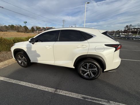 Used 2019 Lexus NX 300 FWD image 7