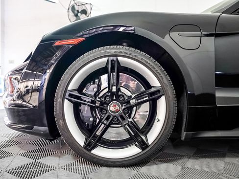 Certified 2022 Porsche Taycan Turbo image 13