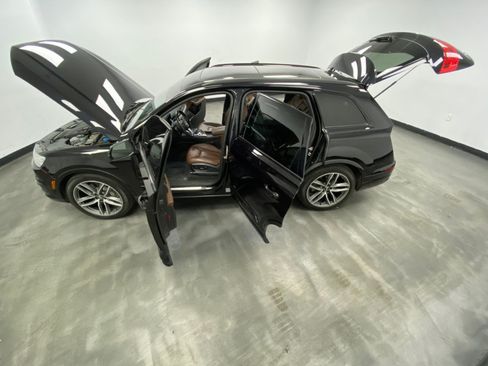Used 2018 Audi Q7 3.0T Prestige w/ Prestige Package AWD/4WD image 52