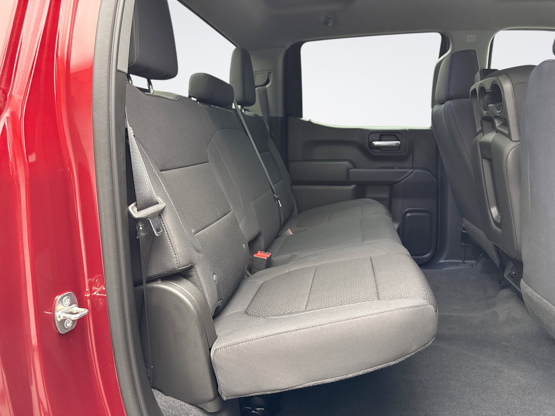 Used 2020 Chevrolet Silverado 1500 Custom w/ Custom Value Package AWD/4WD image 18