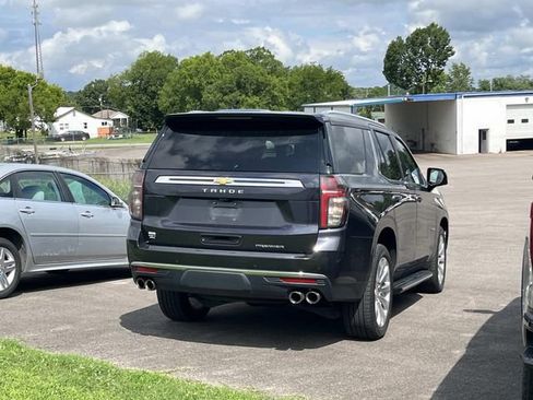 Used 2023 Chevrolet Tahoe Premier AWD/4WD image 3