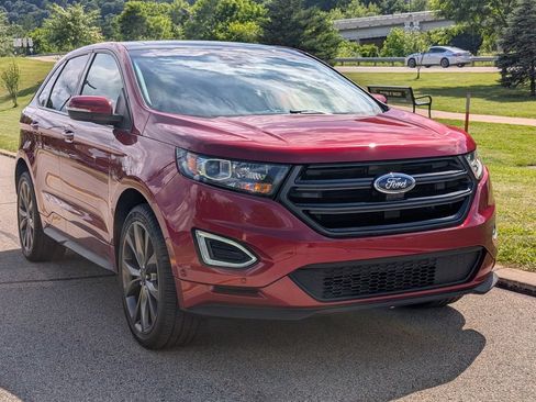 Used 2016 Ford Edge Sport w/ Equipment Group 401A AWD/4WD image 2