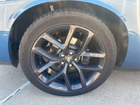 Used 2020 Dodge Challenger R/T w/ Blacktop Package image 8