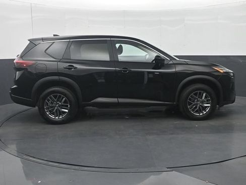 Used 2026 Nissan Rogue SV FWD image 8