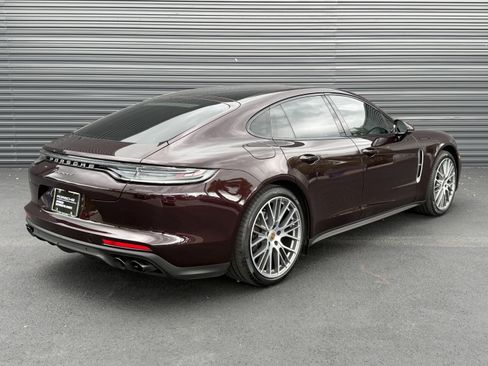 Certified 2023 Porsche Panamera 4 Platinum Edition AWD/4WD image 9