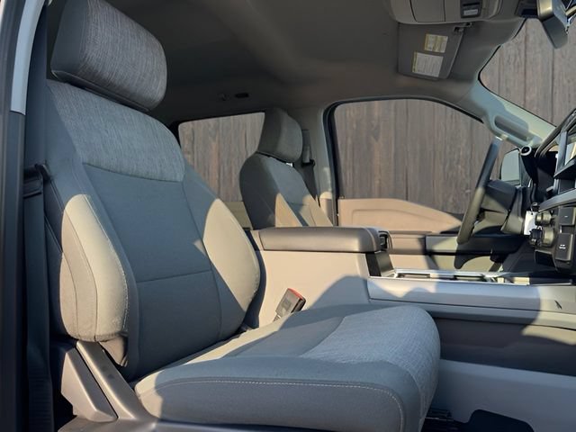 Used 2023 Ford F350 XLT AWD/4WD image 18