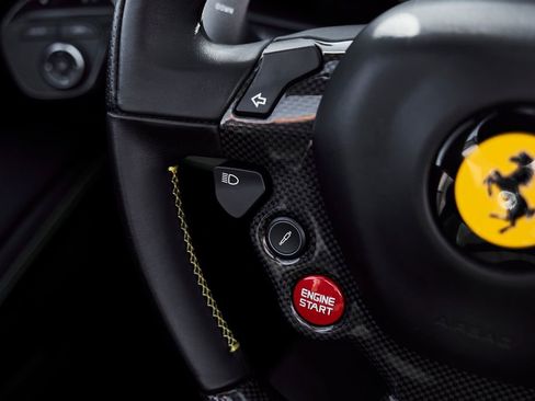 Used 2015 Ferrari 458 Spider RWD image 57