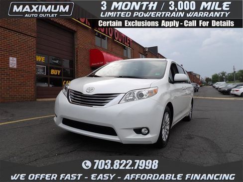 Used 2016 Toyota Sienna XLE image 1