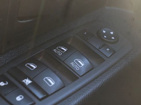 Used 2022 RAM 2500 Tradesman image 21